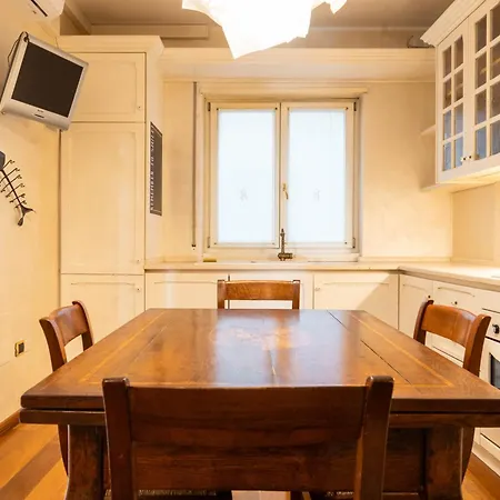 Del Buonconsiglio Apartment
